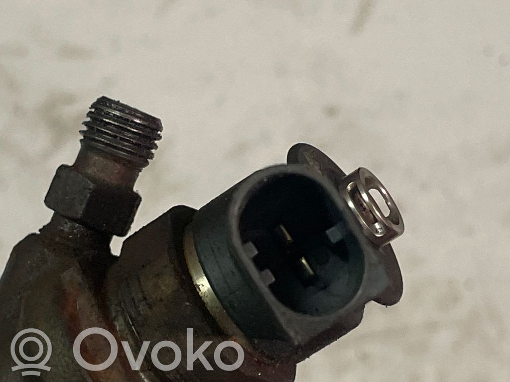 BMW 3 E90 E91 Fuel injector 