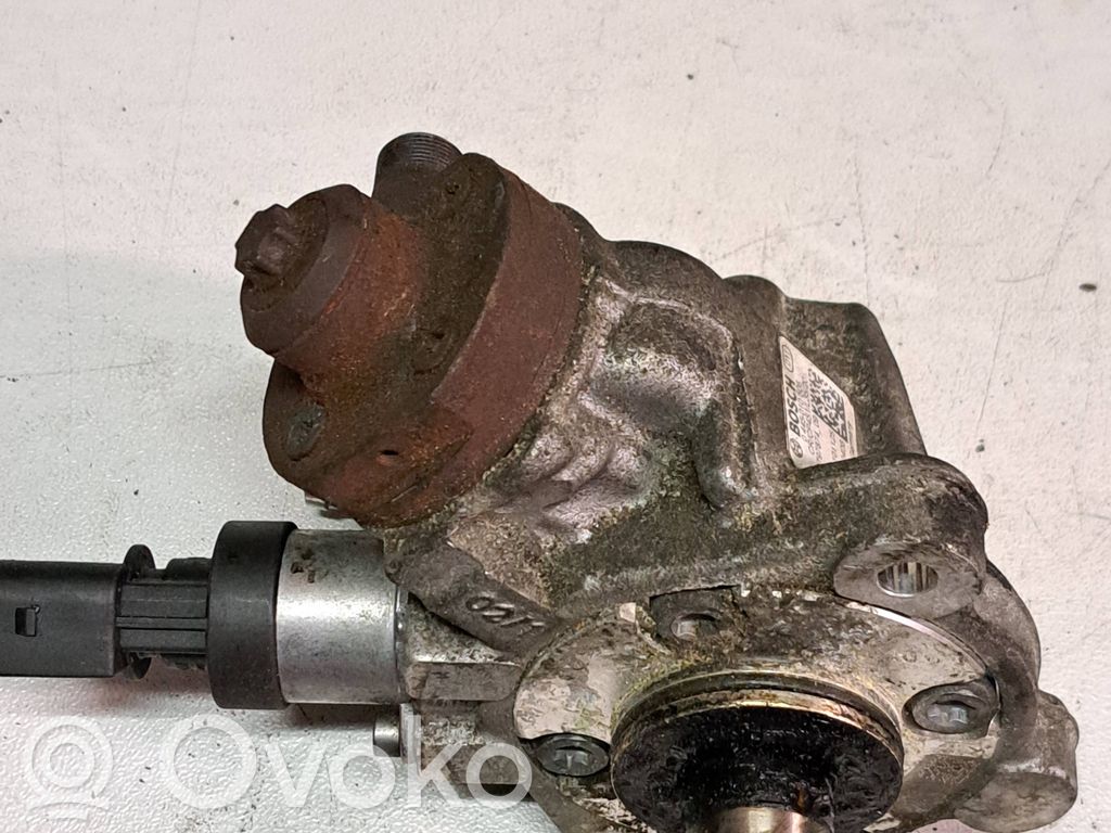 BMW 3 E90 E91 Fuel injection high pressure pump 