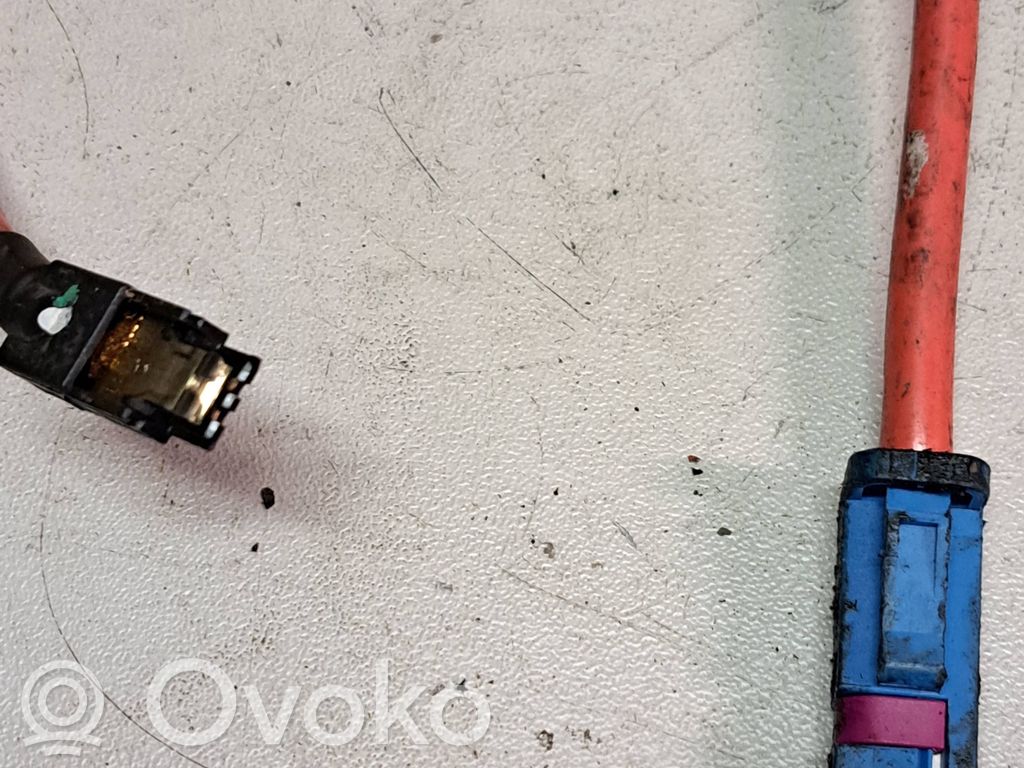 BMW 3 F30 F35 F31 Cable positivo (batería) 