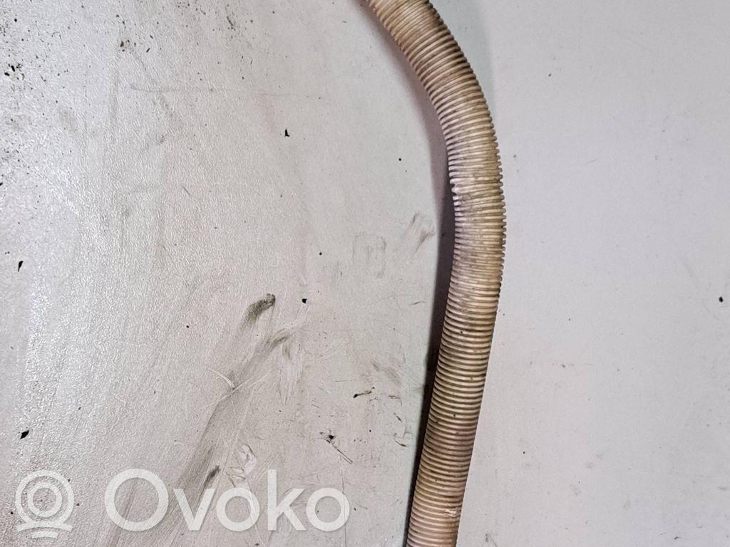 BMW 5 E60 E61 Engine coolant pipe/hose 