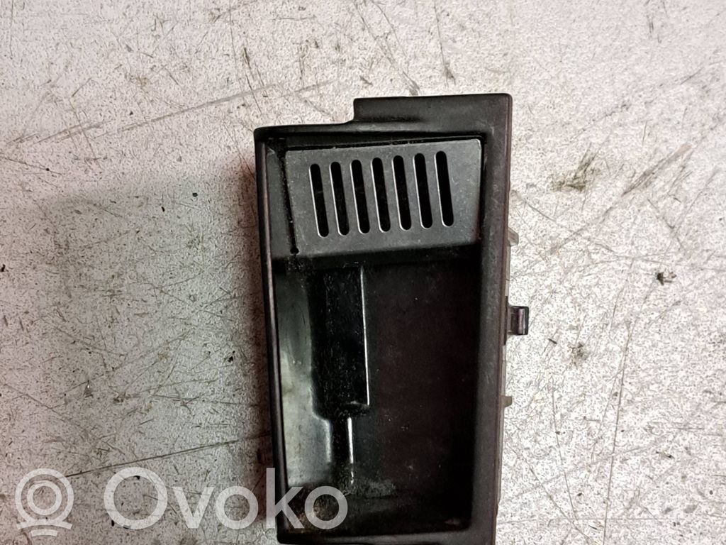 BMW 7 E65 E66 Aschenbecher Tür hinten 