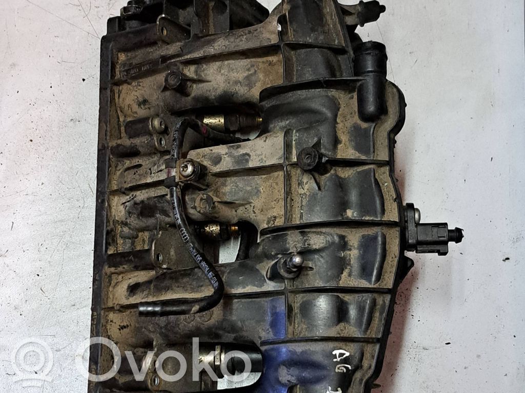 Audi A6 S6 C6 4F Colector de admisión 