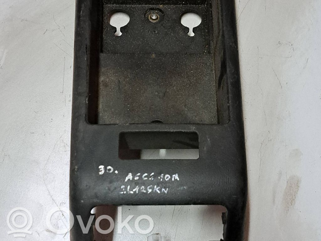 Audi A6 S6 C6 4F Inny elementy tunelu środkowego 