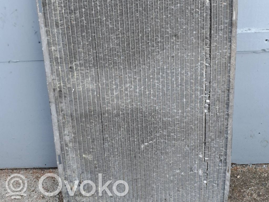 BMW 1 E81 E87 Radiateur de refroidissement 