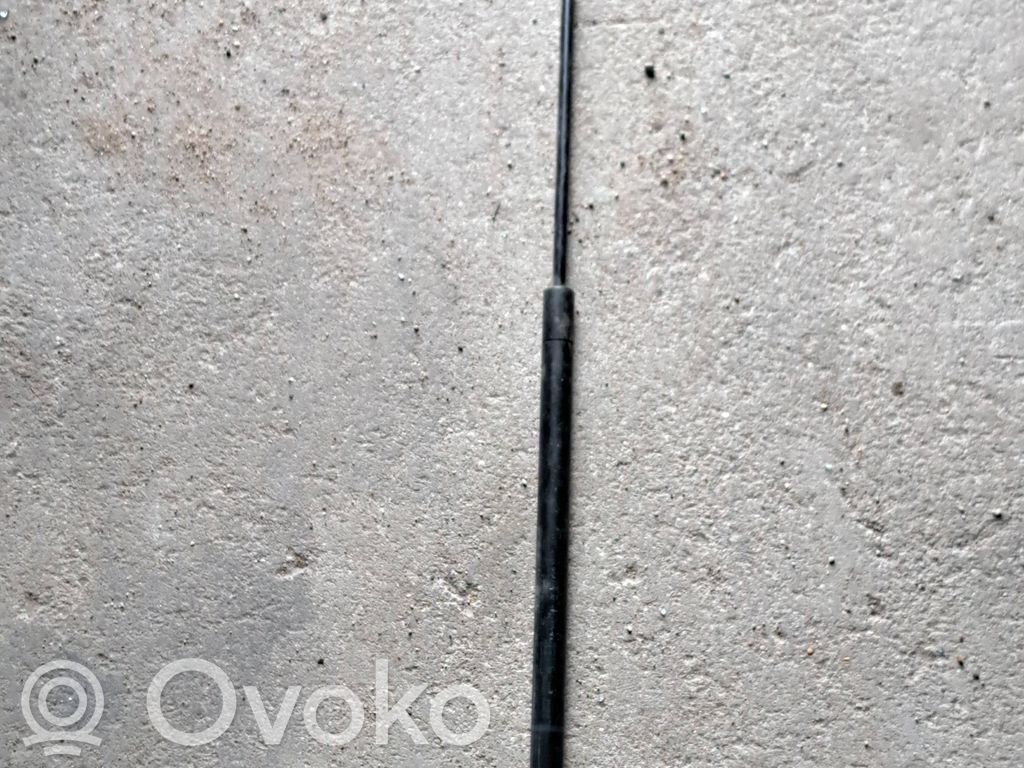 Audi A6 S6 C6 4F Siłownik maski przedniej 