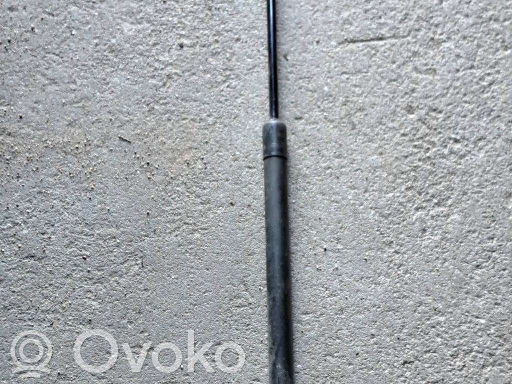 Audi A2 Tailgate/trunk strut/damper 