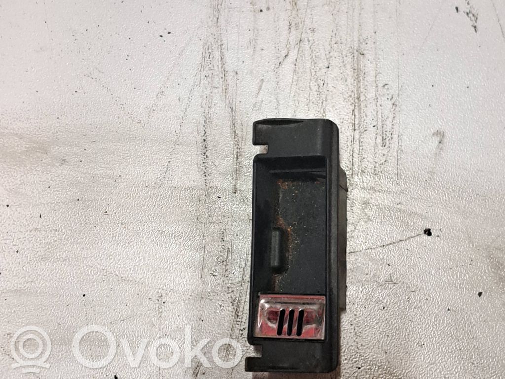 Audi A6 S6 C6 4F Popielniczka drzwi tylnych 
