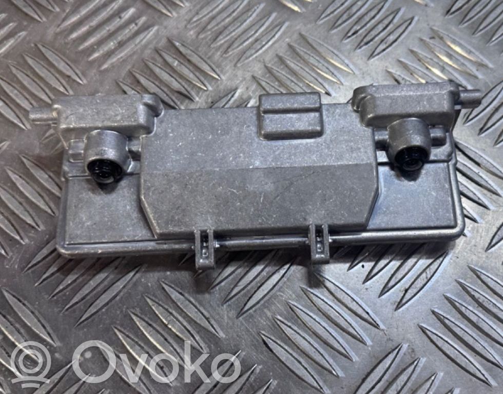 Jaguar XE Frontkamera Windschutzscheibe Frontscheibe 