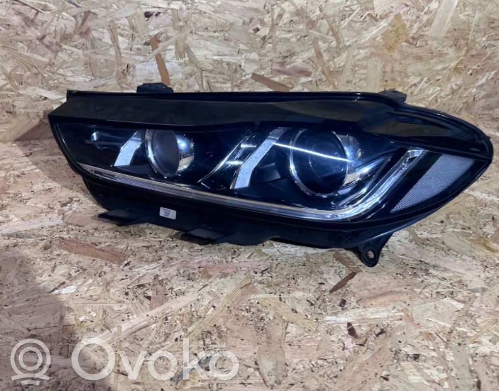 Jaguar XE Phare frontale 