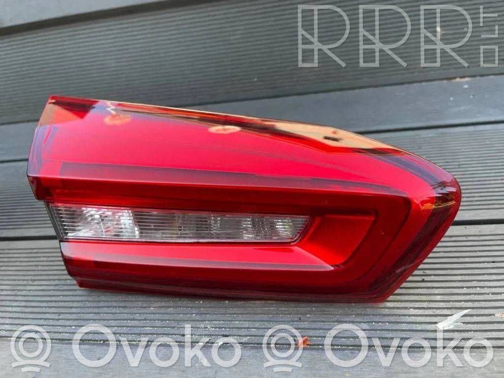 Ford Focus Takaluukun takavalot 