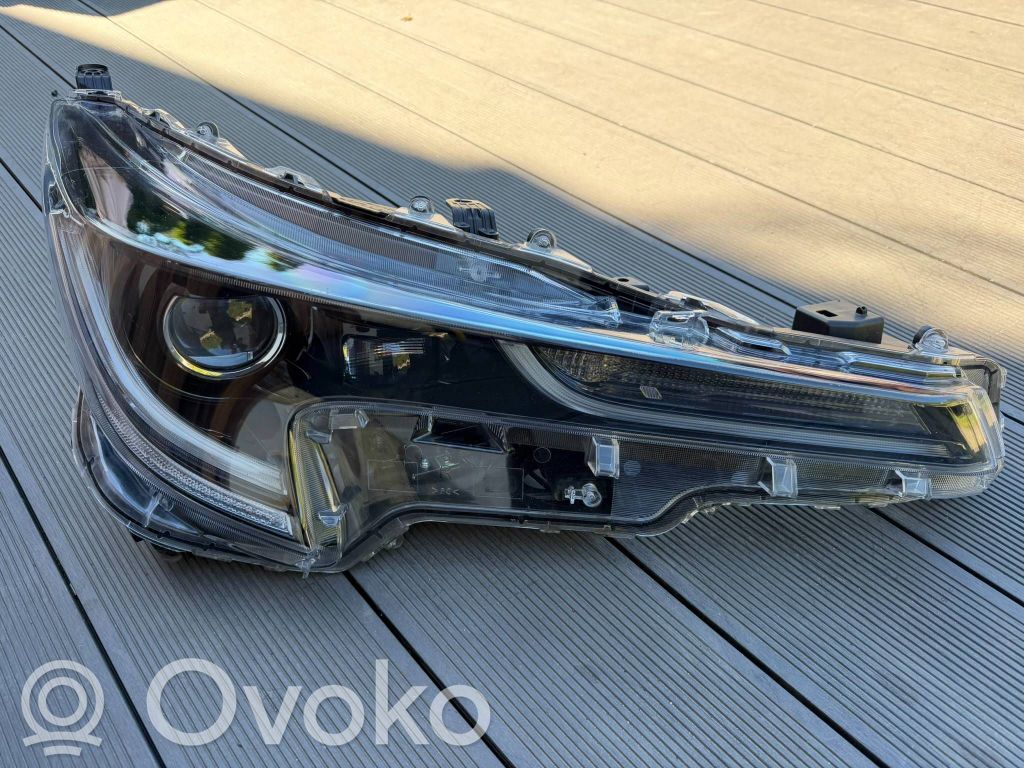 Toyota Corolla E210 E21 Phare frontale 