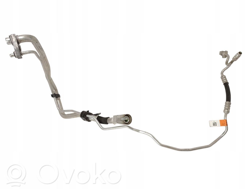 Ford Focus Ilmastointilaitteen putki (A/C) 