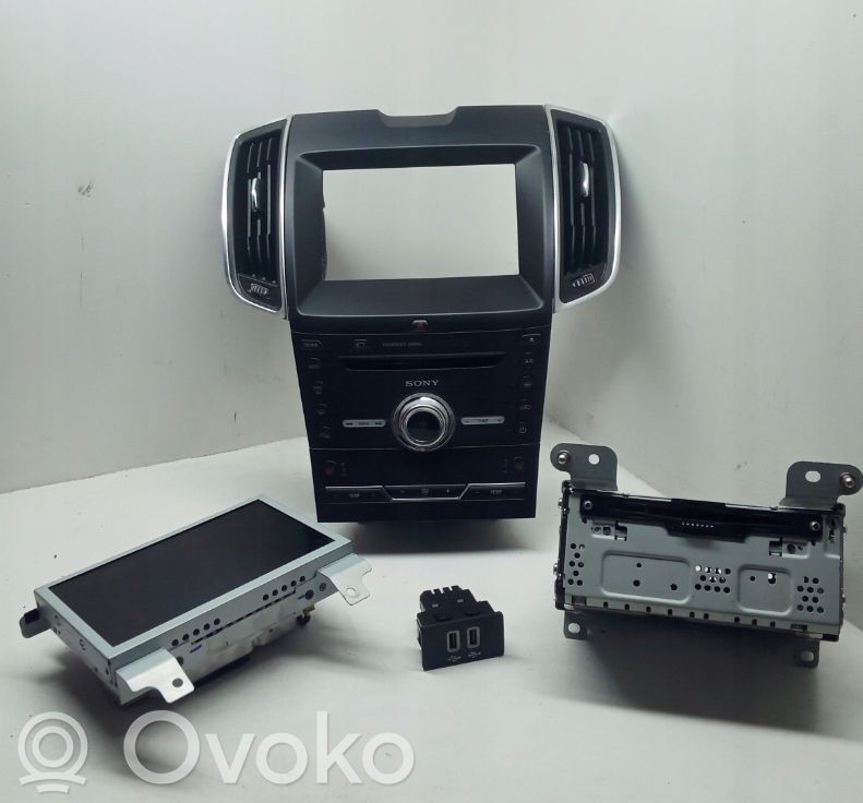 Ford Galaxy Radio/CD/DVD/GPS head unit 