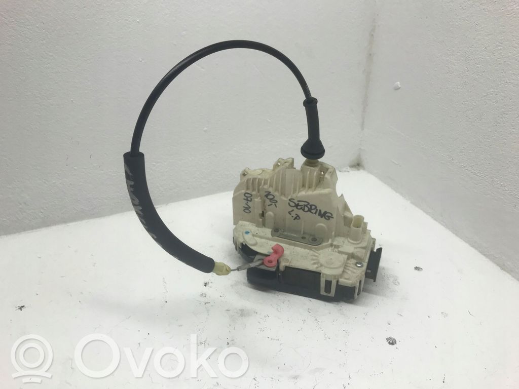 Chrysler Sebring (ST-22 - JR) Zamek drzwi przednich 