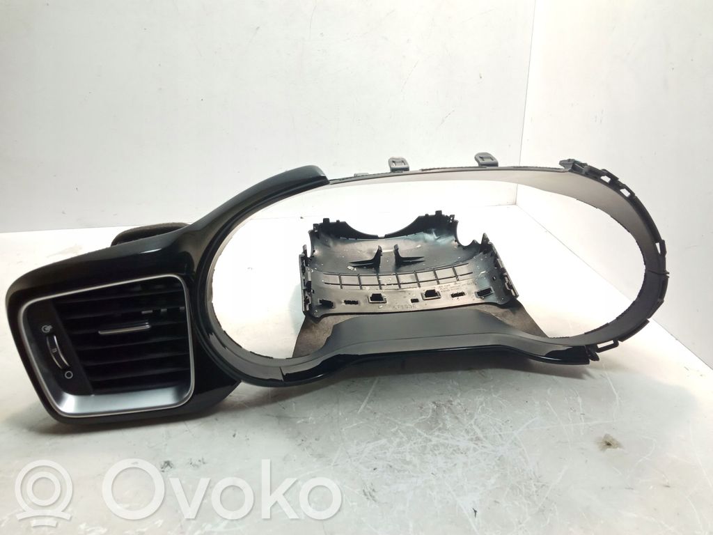 KIA Ceed Verkleidung des Armaturenbretts 