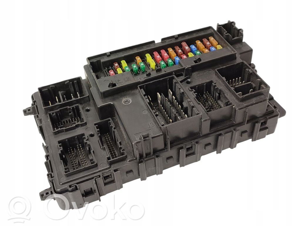 Sicherungskasten   HU5T15604BFG