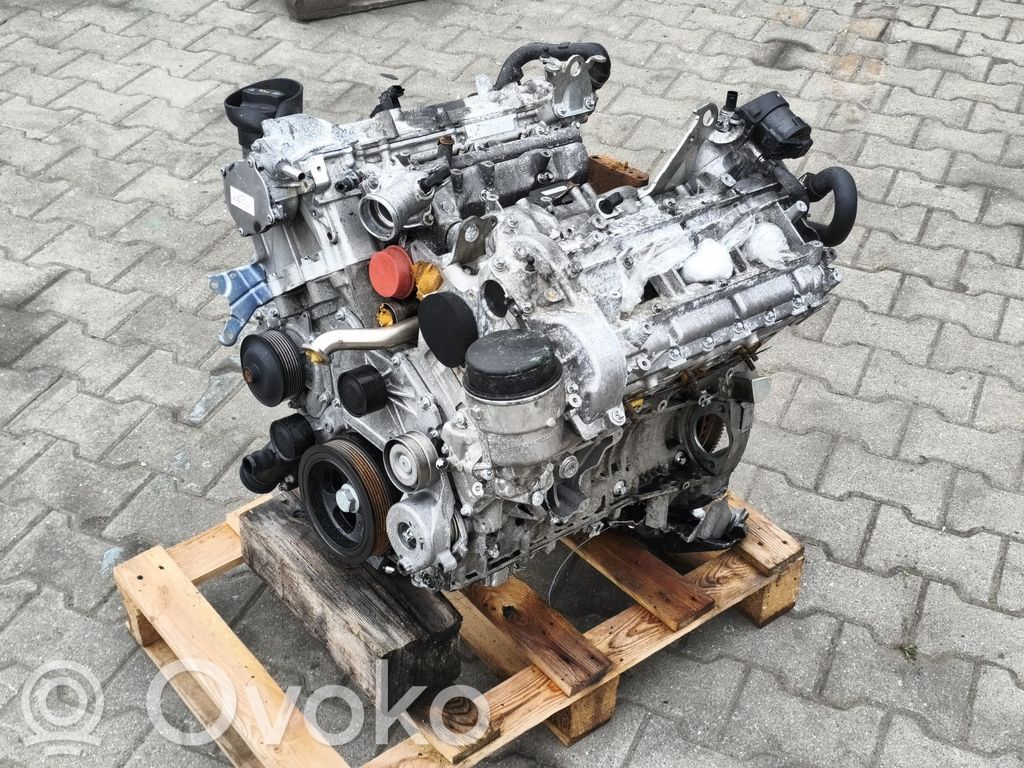 Mercedes-Benz E C207 W207 Silnik 