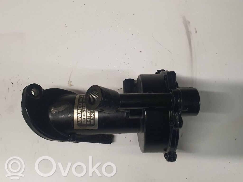 Ford Galaxy Vacuum pump 