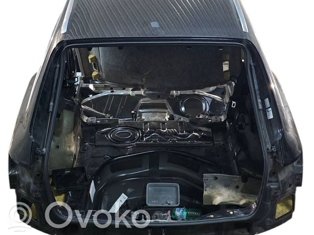 Panel lateral trasero