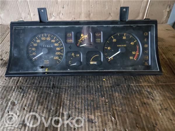 Speedometer (instrument cluster)   SR