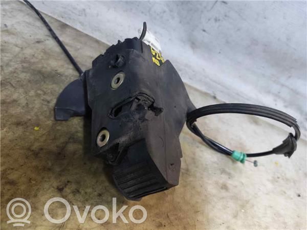 Citroen C4 I Priekšpusē slēdzene 