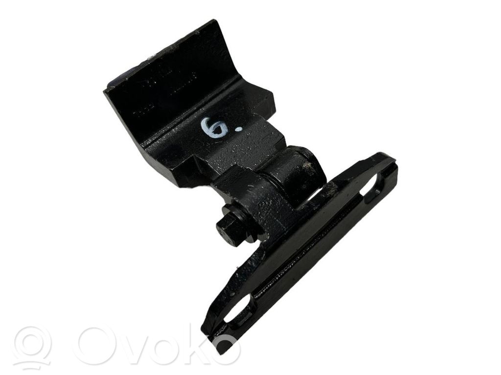 Volvo XC60 Rear door lower hinge 