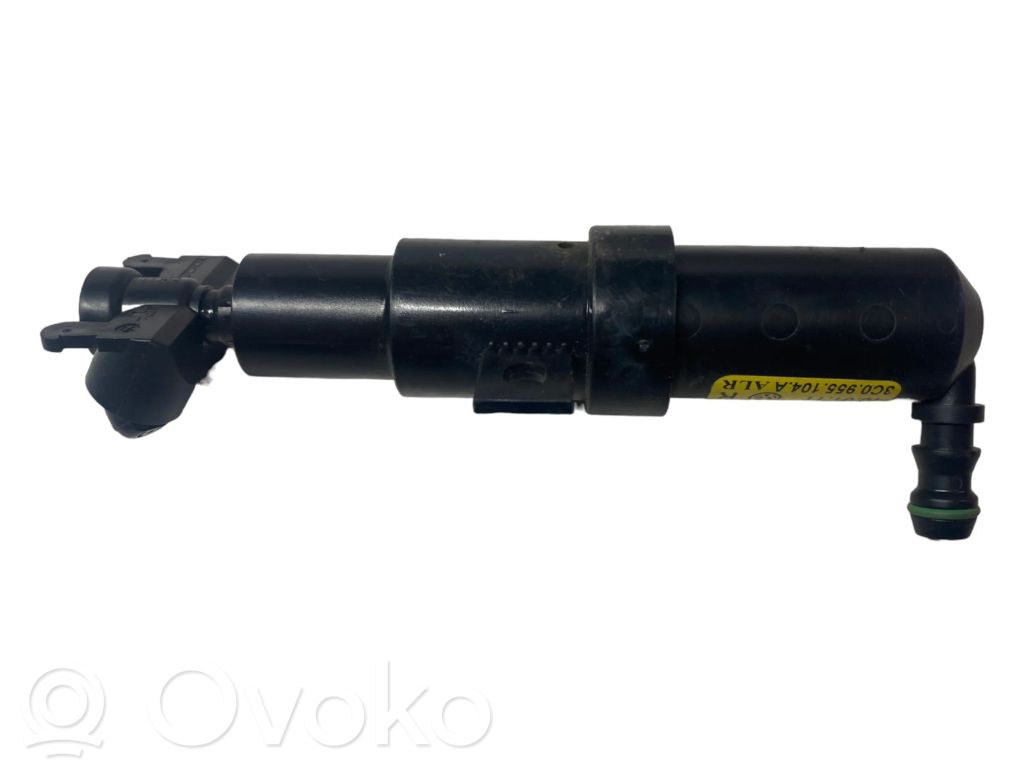 Volkswagen PASSAT B6 Dysza spryskiwacza lampy przedniej 