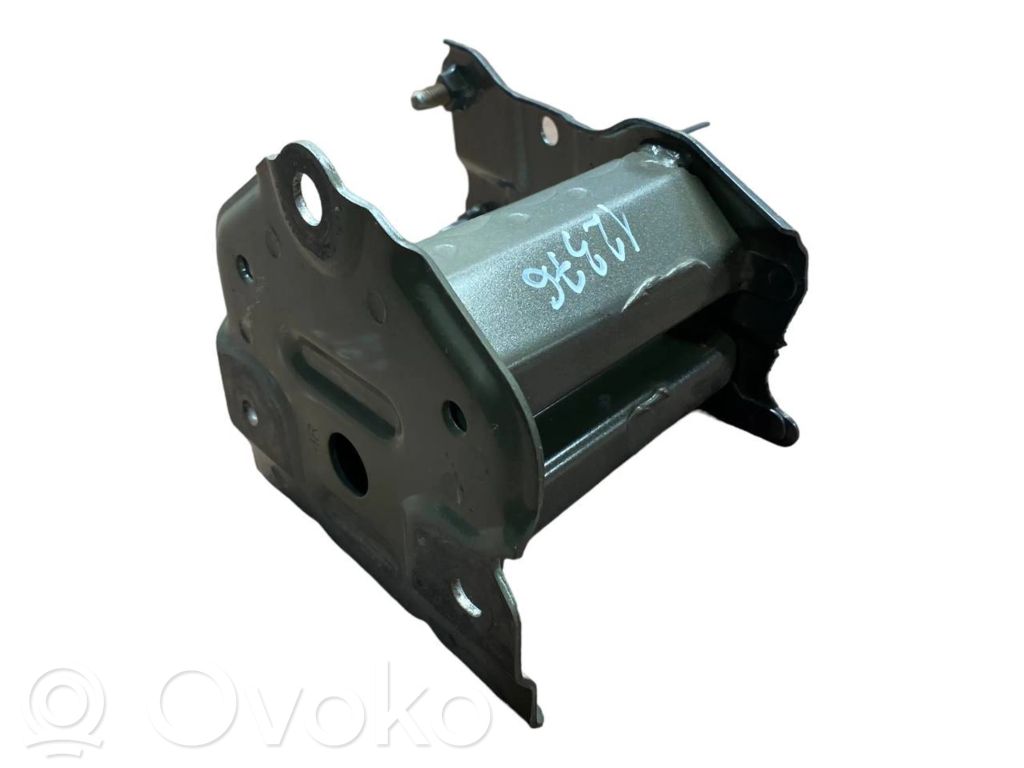 Toyota Yaris Uchwyt / Mocowanie zderzaka tylnego 