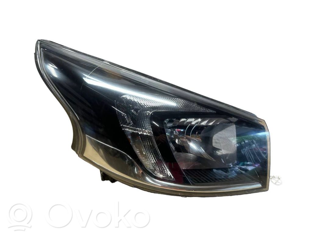 Opel Vivaro Scheinwerfer 