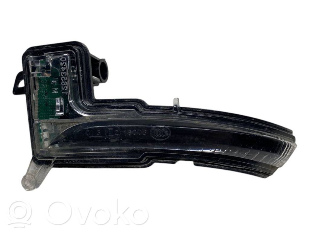 Renault Captur Mirror indicator light 