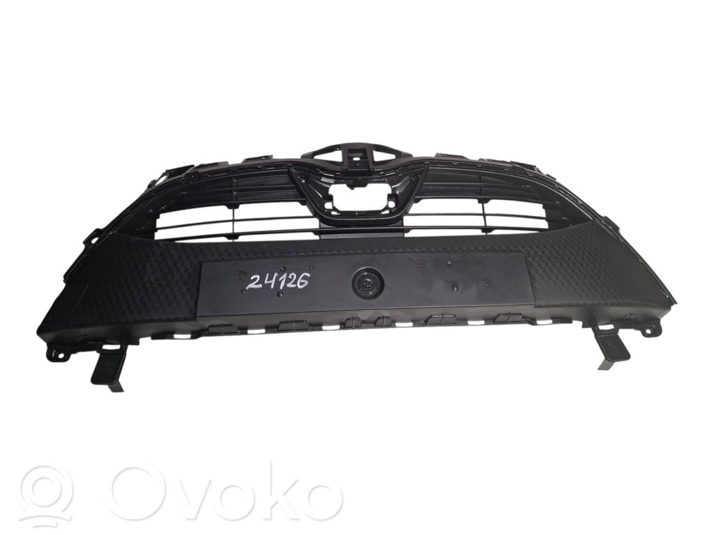 Toyota Yaris XP210 Griglia superiore del radiatore paraurti anteriore 