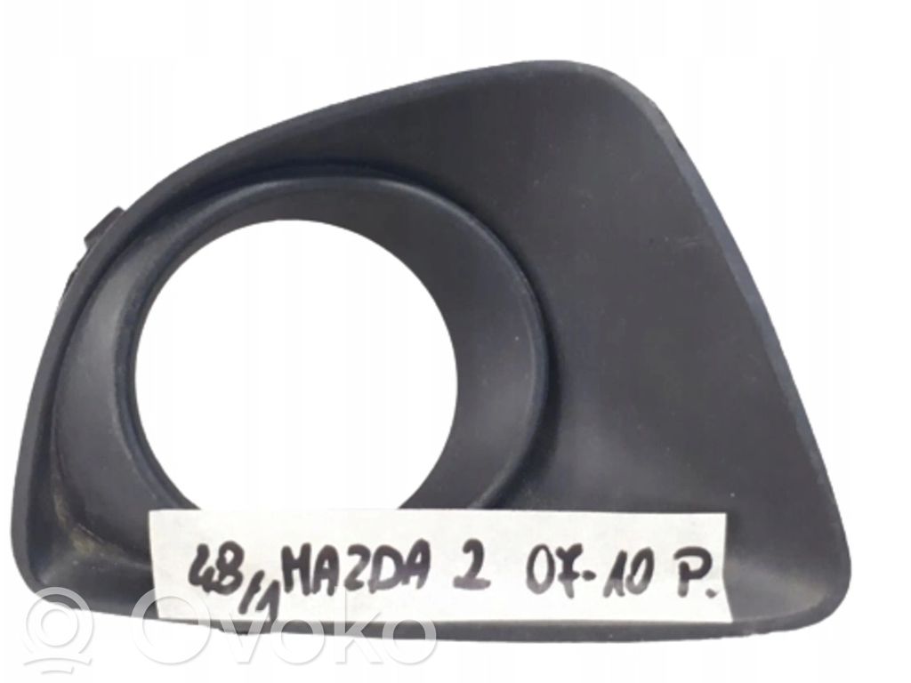 Mazda 2 Etusumuvalon ritilä 