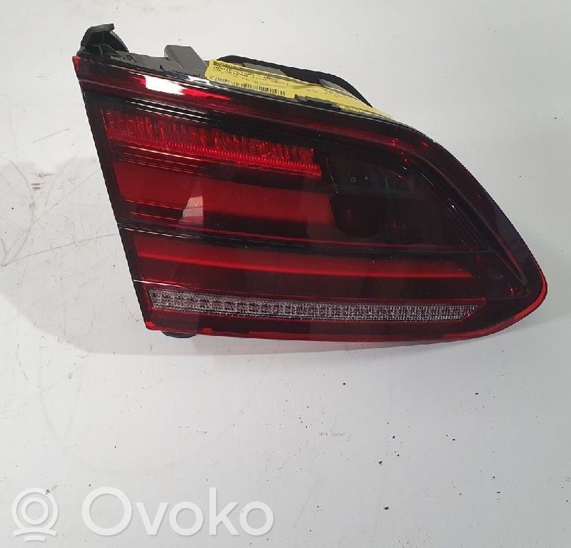 Volkswagen Arteon Luci posteriori