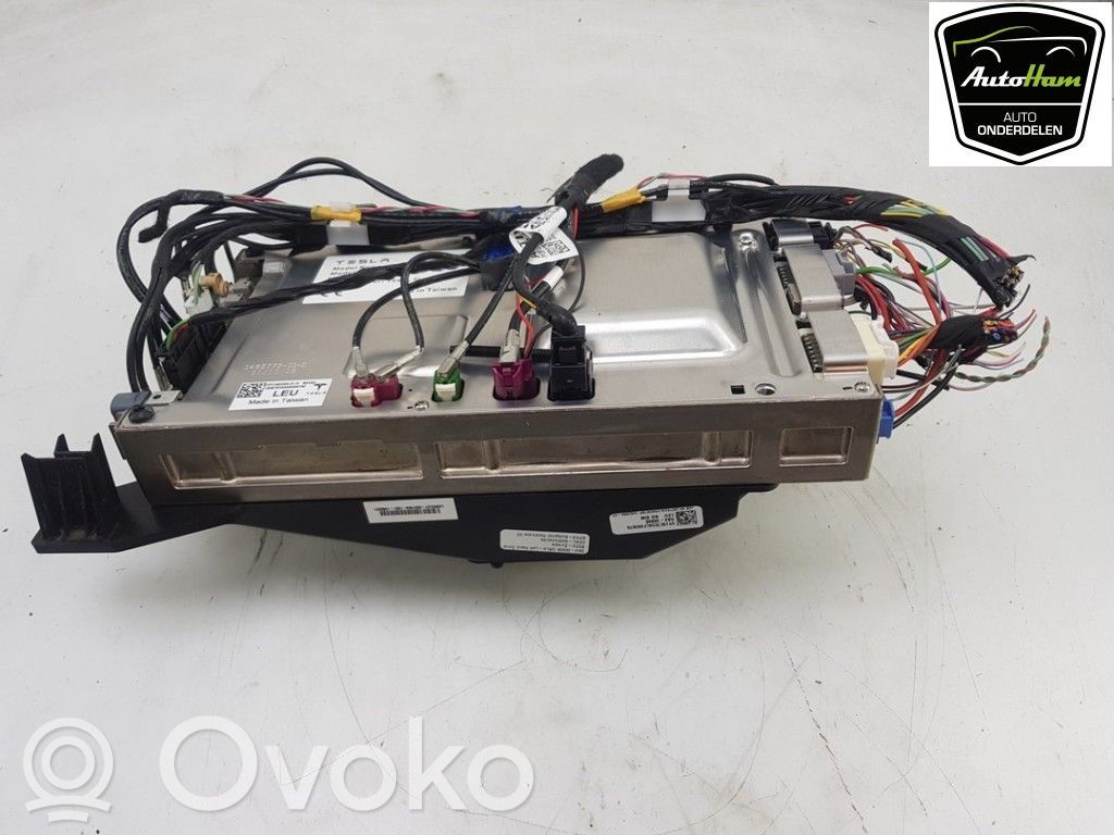 Tesla Model 3 Other control units/modules 