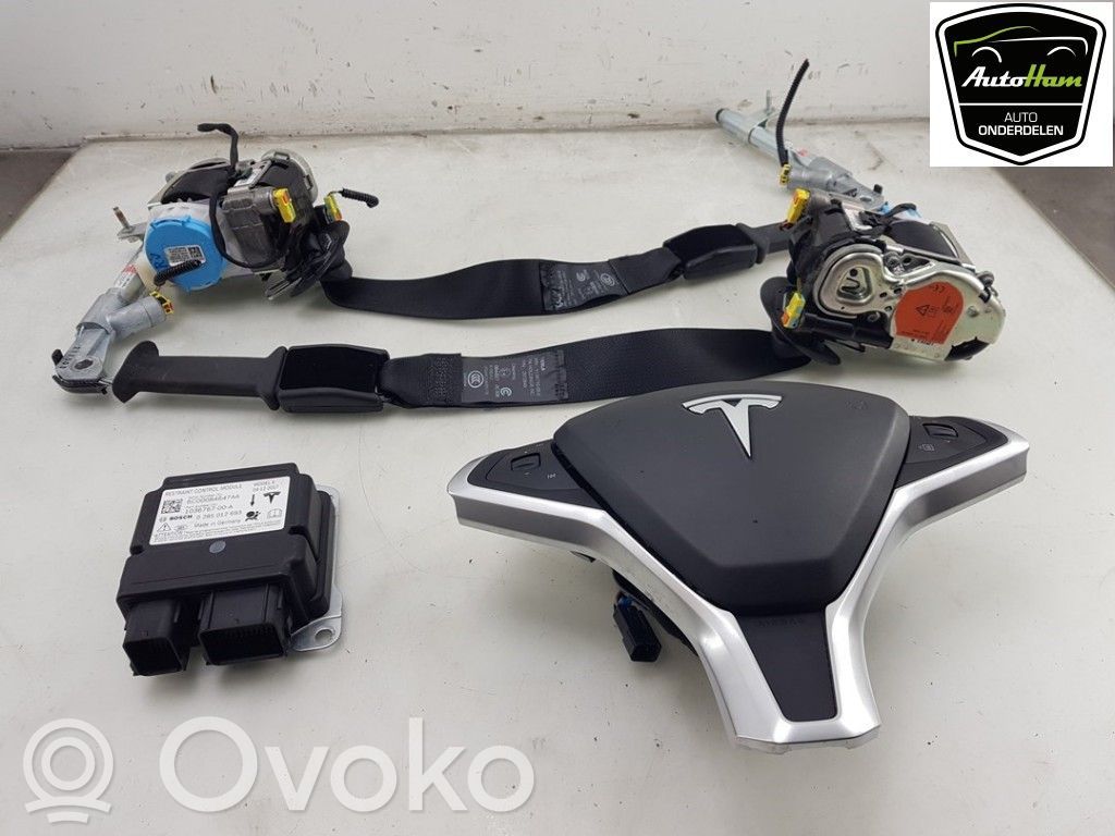 Airbag set   103676700A,113673805E,103677901E,103676700A,103677901E,10480,104800900D,104800970D,105414510E,106069510D,113673205E,113673805E