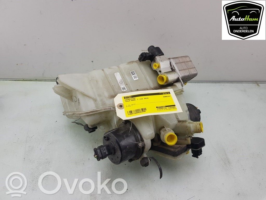 Tesla Model 3 Coolant expansion tank/reservoir 