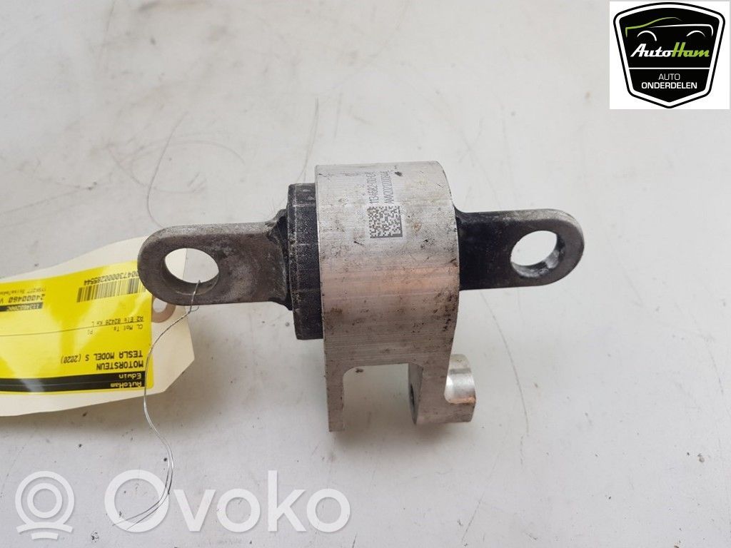 Engine mount bracket   113468200C,113468200C,113468200C