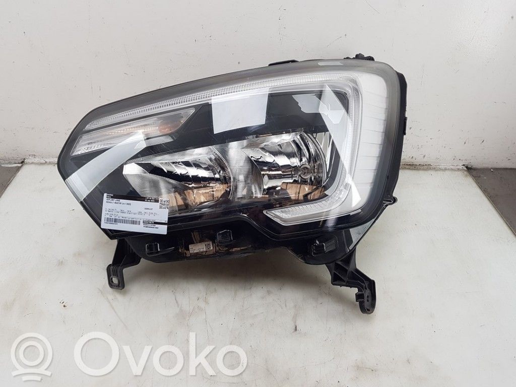Renault Master III Faro/fanale