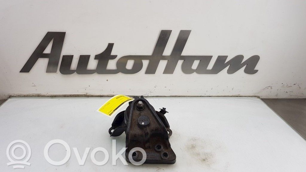Engine mount bracket   218101Y201,218101Y201
