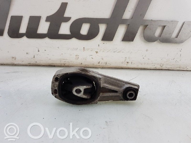 Peugeot 2008 I Gearbox mounting bracket 