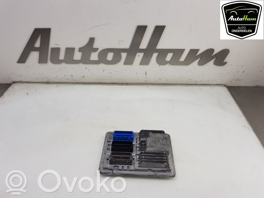 Opel Corsa E Calculateur moteur ECU 