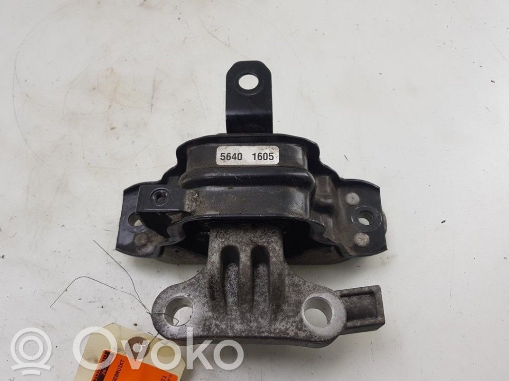Opel Karl Engine mount bracket 
