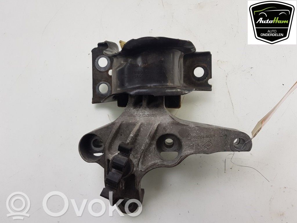 Renault Clio IV Engine mount bracket 