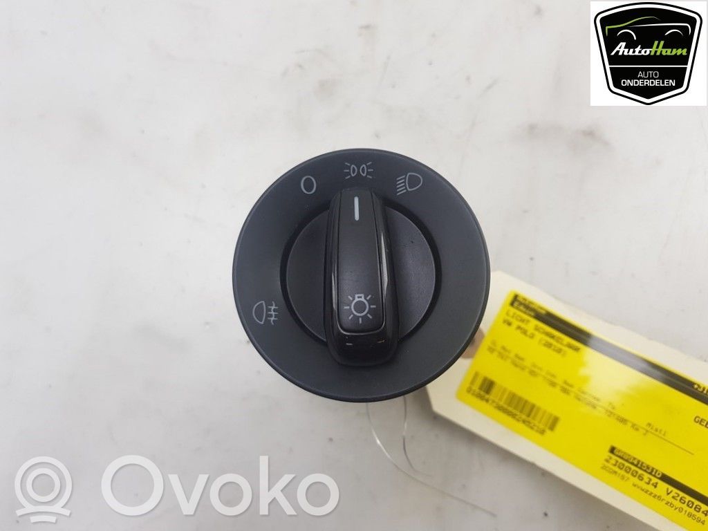 Volkswagen Polo V 6R Light switch 