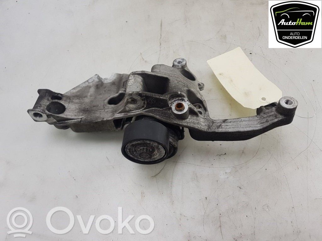 Opel Grandland X Mocowanie alternatora 