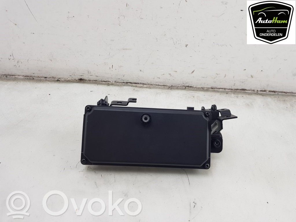 Windshield/windscreen camera   32327233,36010456,32134323,32209788,32243277,32327233,36010456
