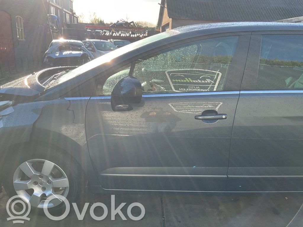 Peugeot 5008 Drzwi przednie