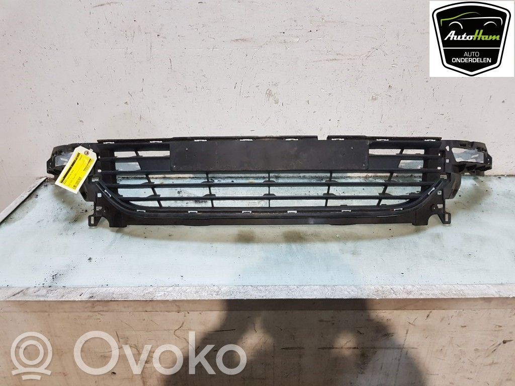 Renault Clio IV Kühlergrill 
