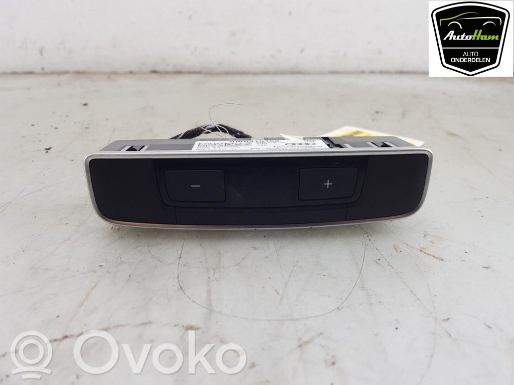 Audi A4 S4 B9 Panel klimatyzacji