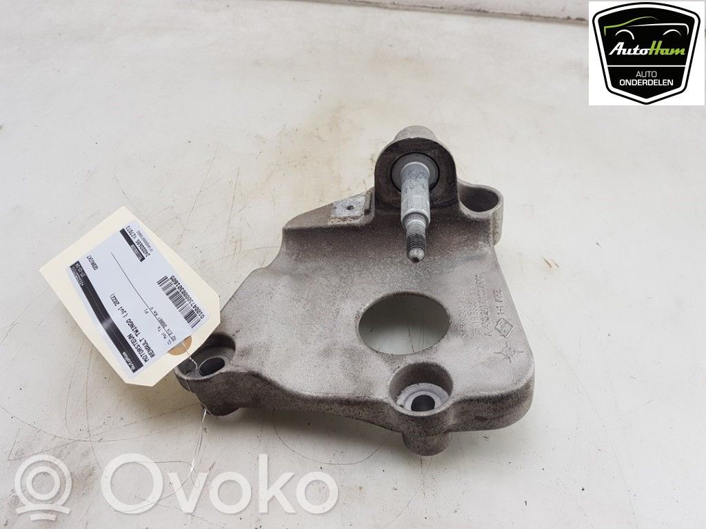 Engine mount bracket   751189835R,A4532410121,751189835R,A4532410121